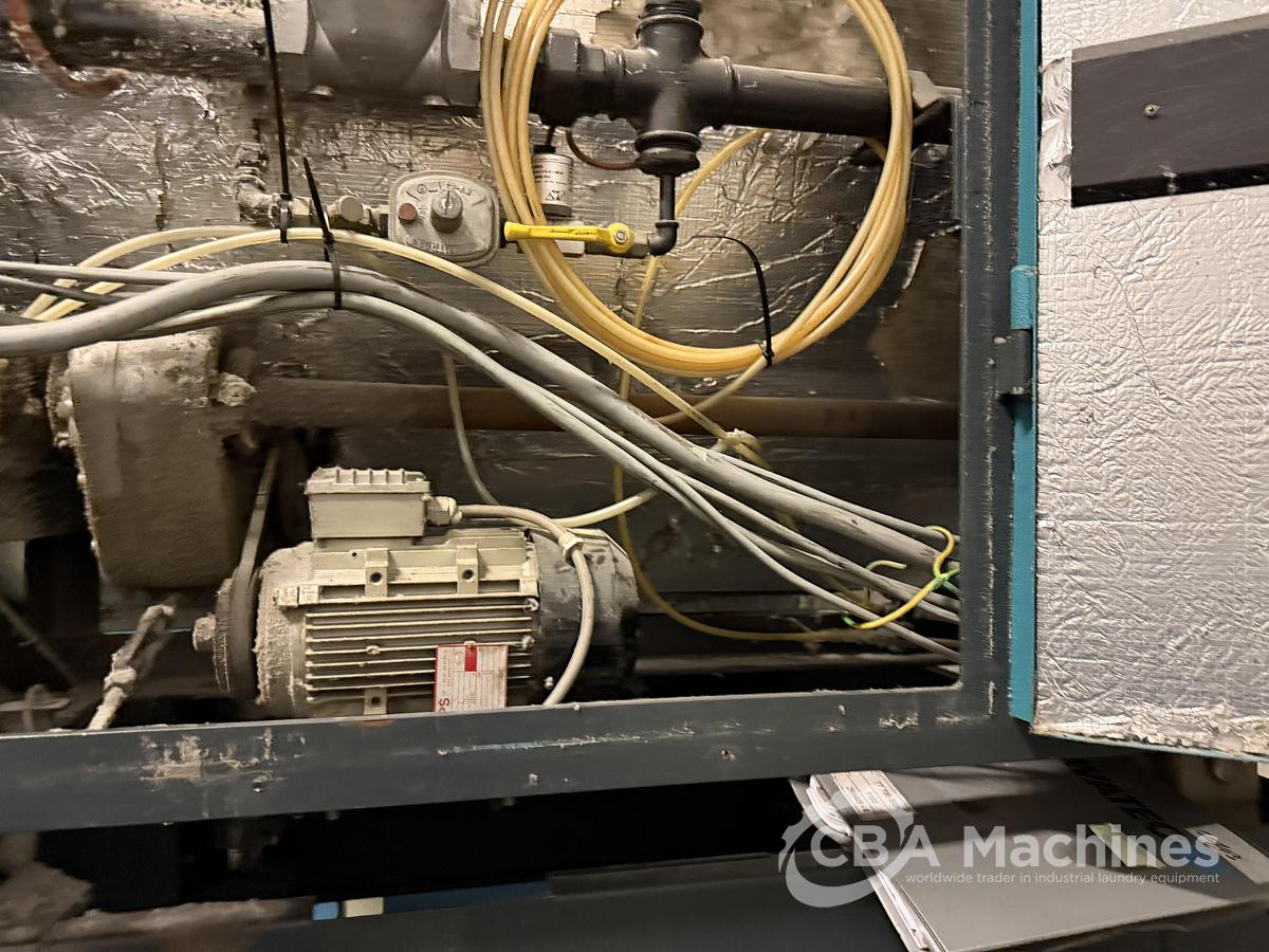 Used Dryer Lavatec TT735 G 75kg GAS with legs 150cm ( 503 )