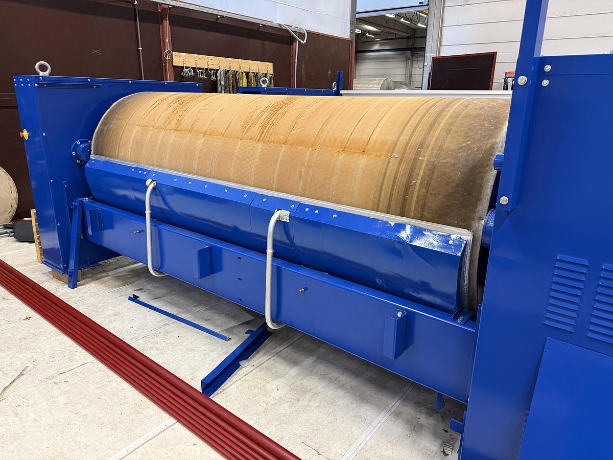 Used 1989 Ironer Lapauw 2 roll 1200 x 3300mm (429)