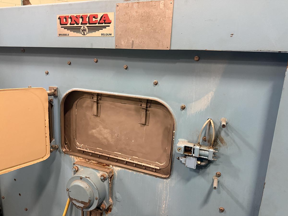 Used 2009 Washer Extractor Unica 200kg - 3 chambers
