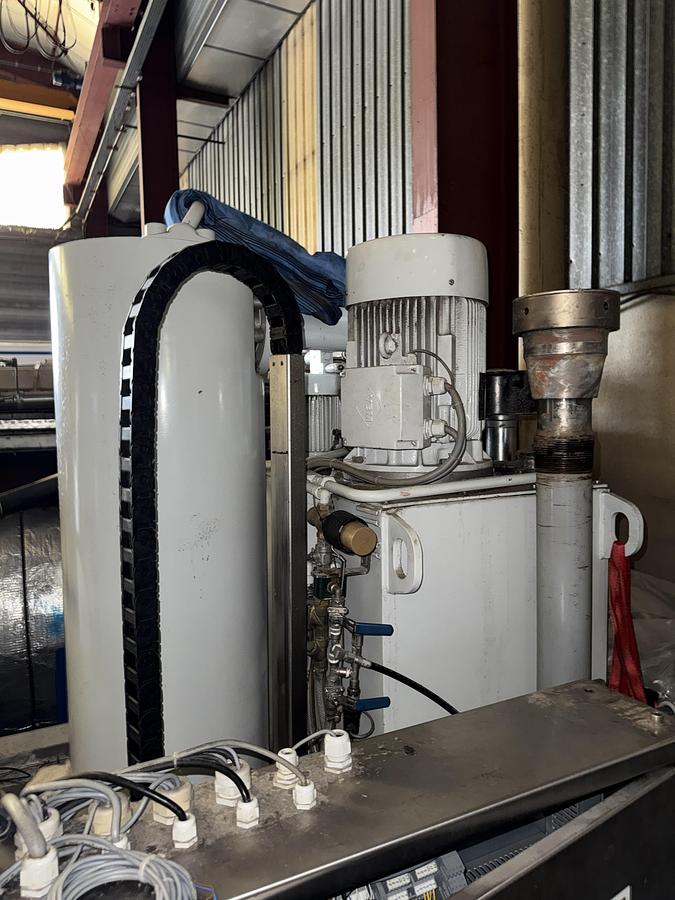 Used 2008 Extraction Press Kannegiesser 10-50-40