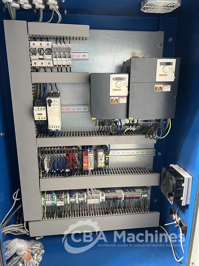 Used 2010 Dryer Black & White Trockner DT 60 G (762)