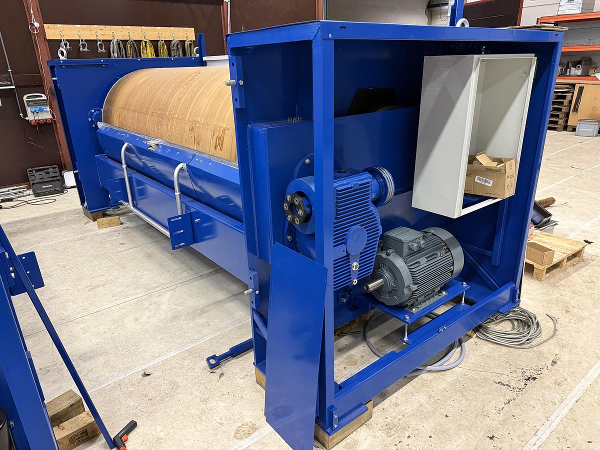 Used 1989 Ironer Lapauw 2 roll 1200 x 3300mm (429)