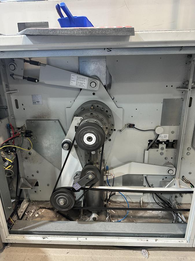 Used 2004 Jensen Ironing Line 4 lanes 2x1200x3300mm STEAM