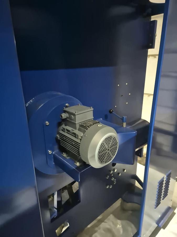 Used 1989 Rebuilt Ironer Lapauw 2 roll 1200 x 3300mm (429)