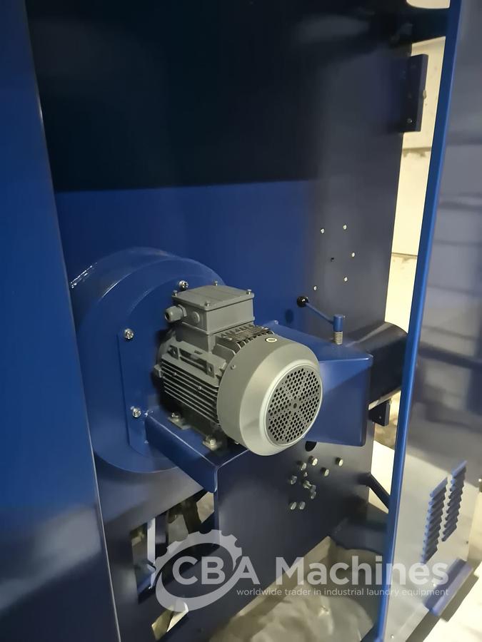 Used 1989 Rebuilt Ironer Lapauw 2 roll 1200 x 3300mm (429)