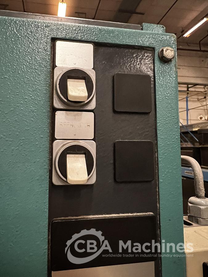 Used 1999 Dryer Lavatec FL 623 D Steam 50kg (852)