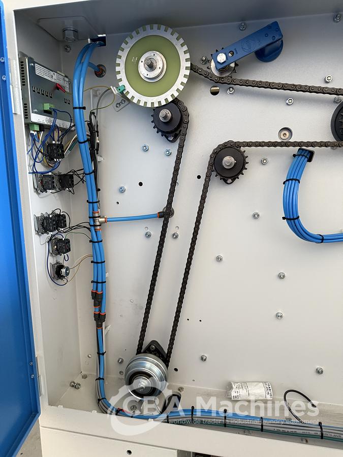 Used 2018 Vega Vegafold 3300mm 3/3-1 (3/2-2) (3-0-3)