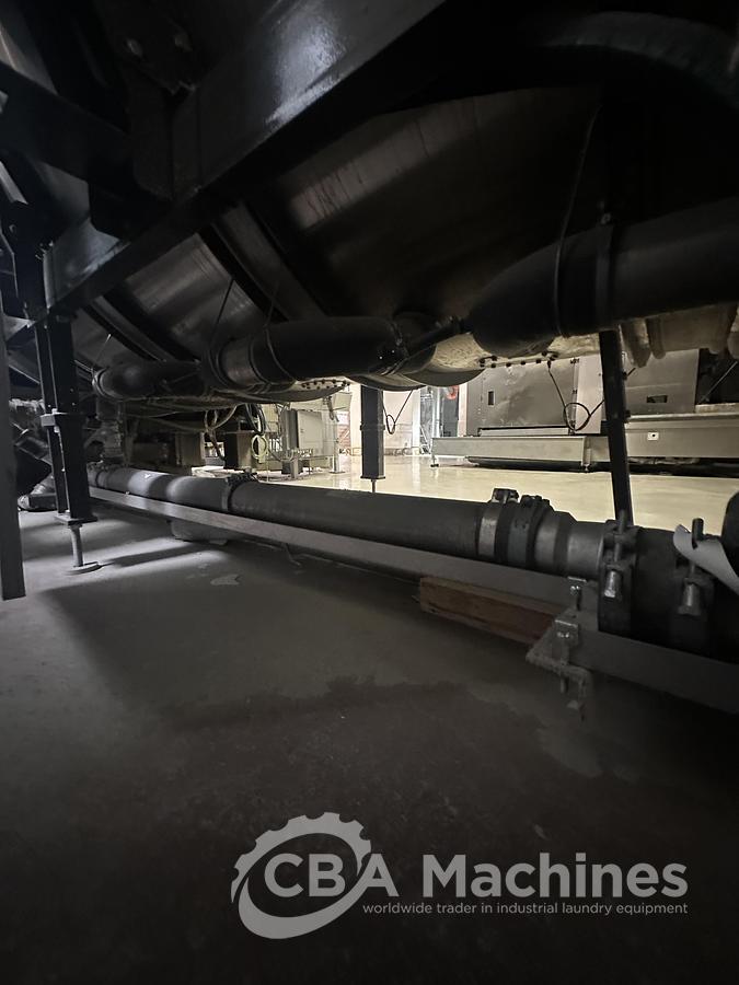 Used 2009 Girbau CBW System 12x50 with press + 100kg dryer