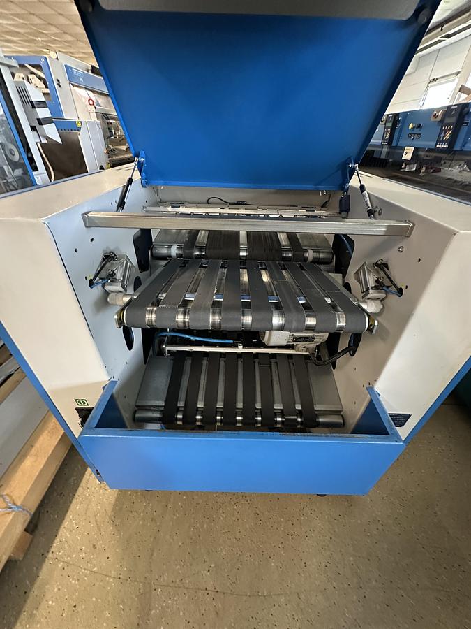 Used 2010 Towel Folder Jensen Tematic Pro