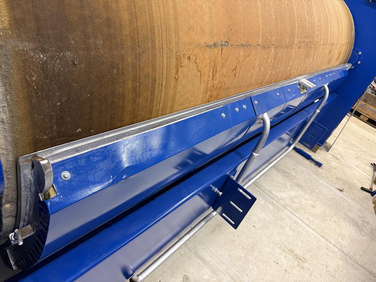 Used 1989 Ironer Lapauw 2 roll 1200 x 3300mm (429)