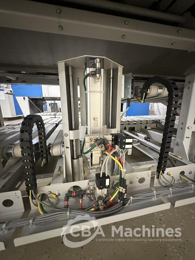 Used 2016 Towel Folder Jensen Jenfold Tematic Pro LH Twin