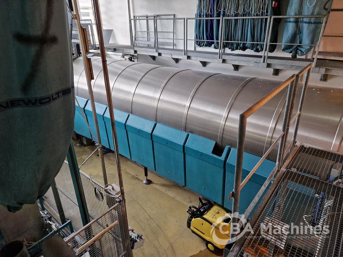 D'occasion Lavatec CBW 13x50kg système tunnel complet année 2000, système de contrôle 2017