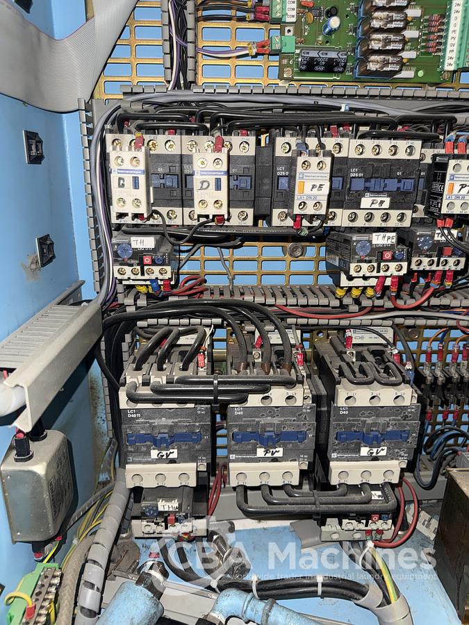 Used 2009 Washer Extractor Unica 200kg - 3 chambers