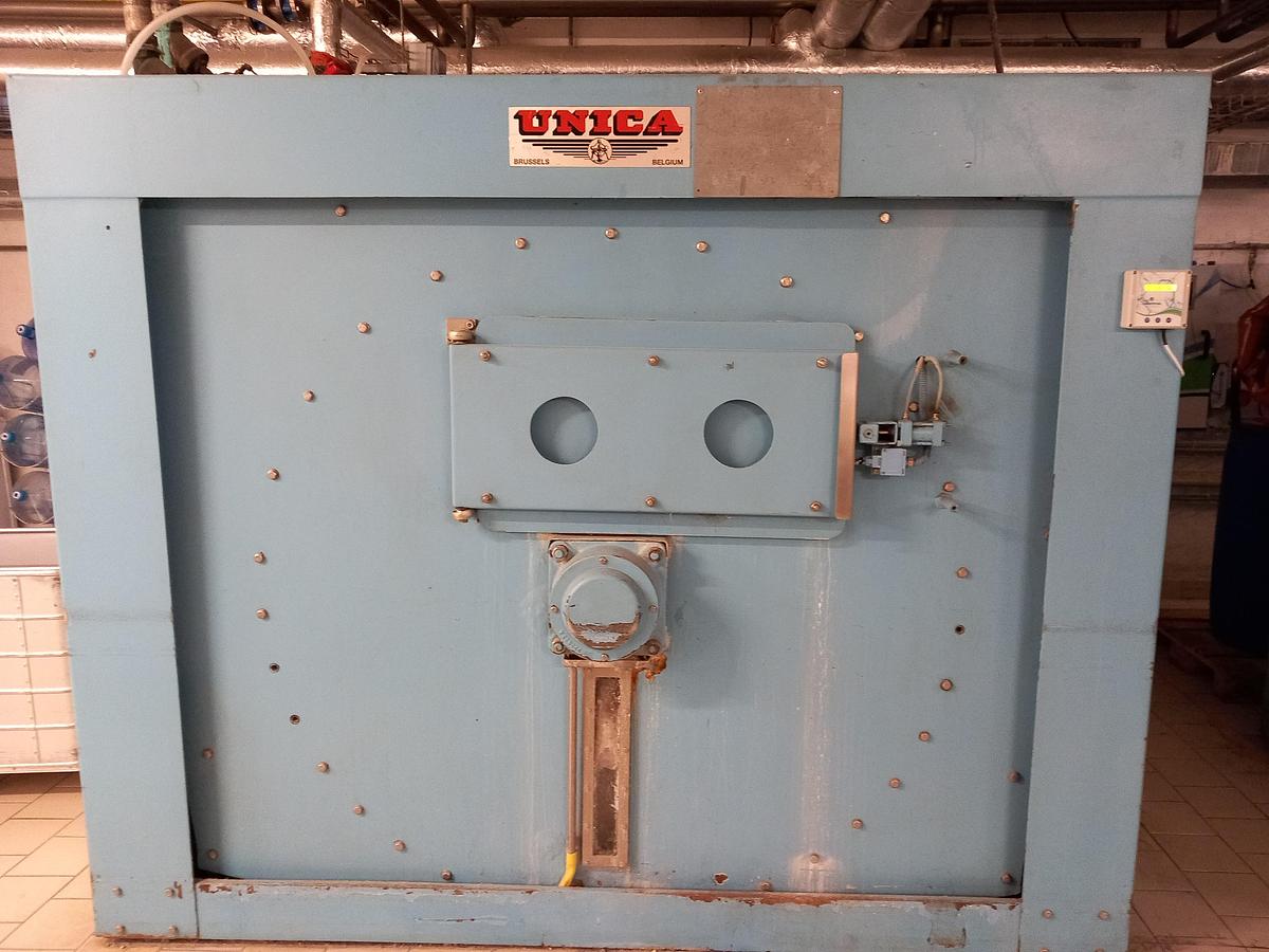 Used 2009 Washer Extractor Unica 200kg - 3 chambers (795)