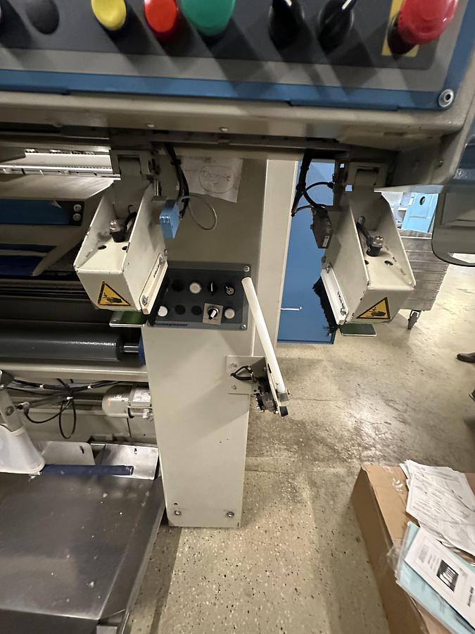 Used 2011 / 2005 Kannegiesser Ironing Line GAS 1x2000x3500mm: EMD - HPMG- RFM