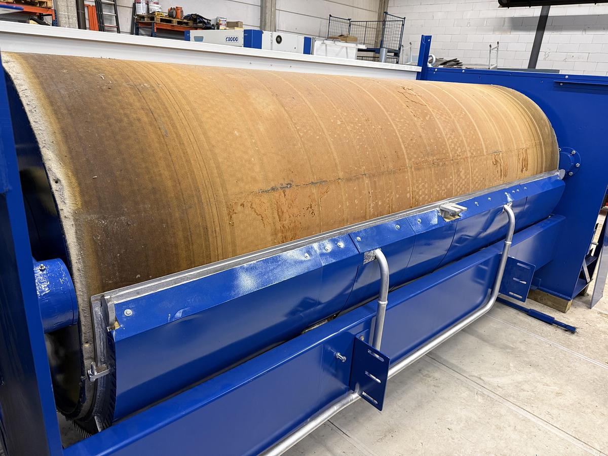 Used 1989 Ironer Lapauw 2 roll 1200 x 3300mm (429)