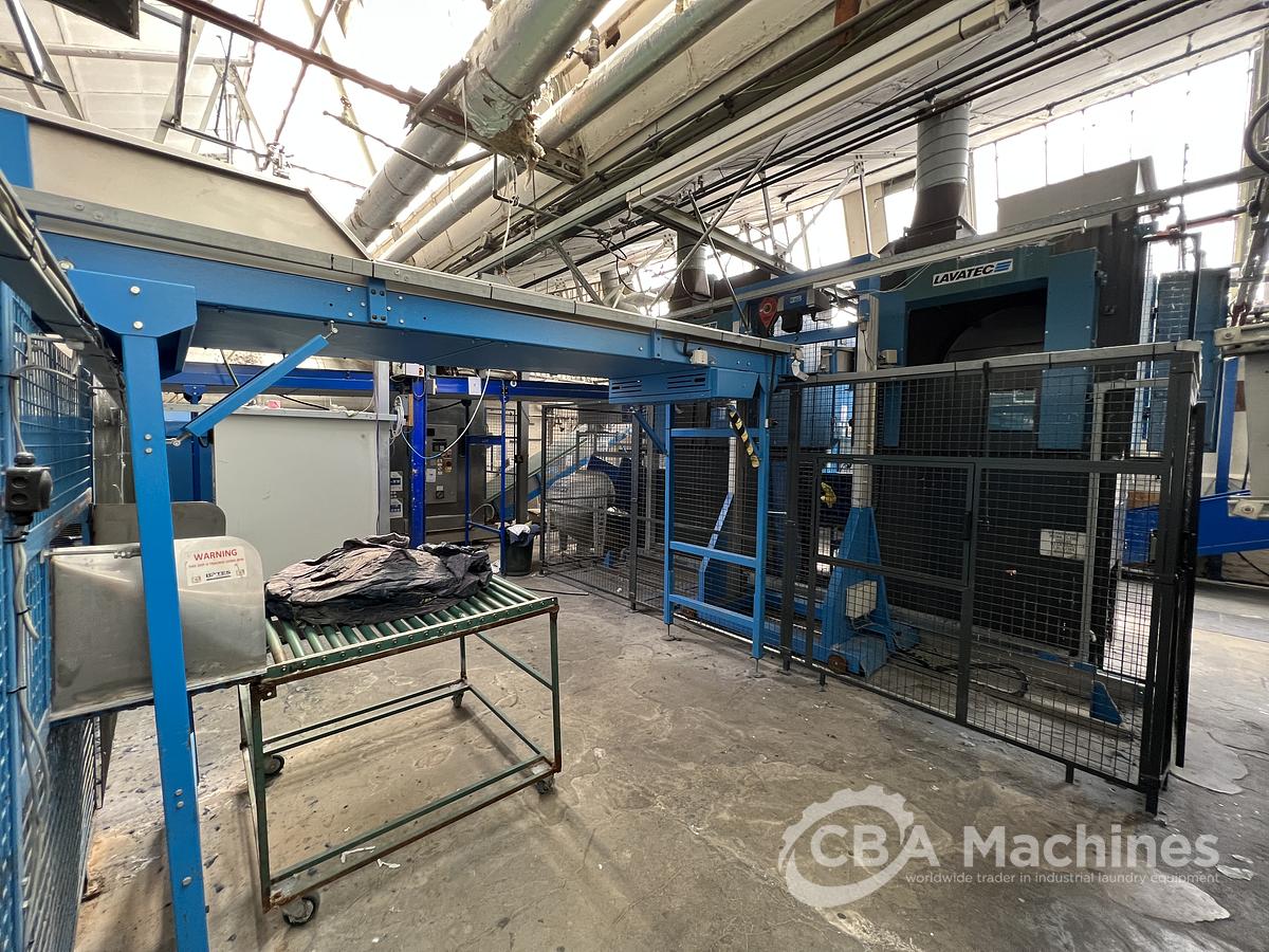 Used 2002 Dryer Lavatec TT745D - 100kg ( 704 )