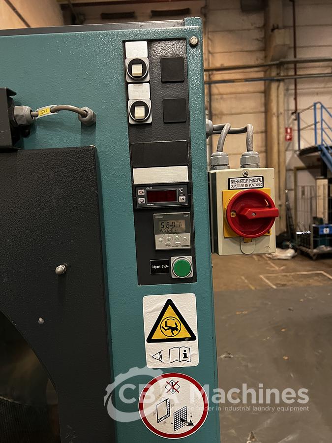 Used 1999 Dryer Lavatec FL 623 D Steam 50kg (852)