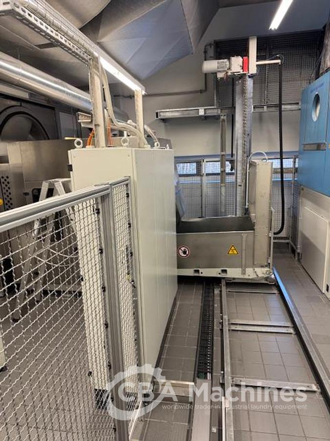 Used 2008 Kannegiesser CBW System 8x36kg PowerTrans BT + centrifuge + 3x DT40 GAS + Shuttle