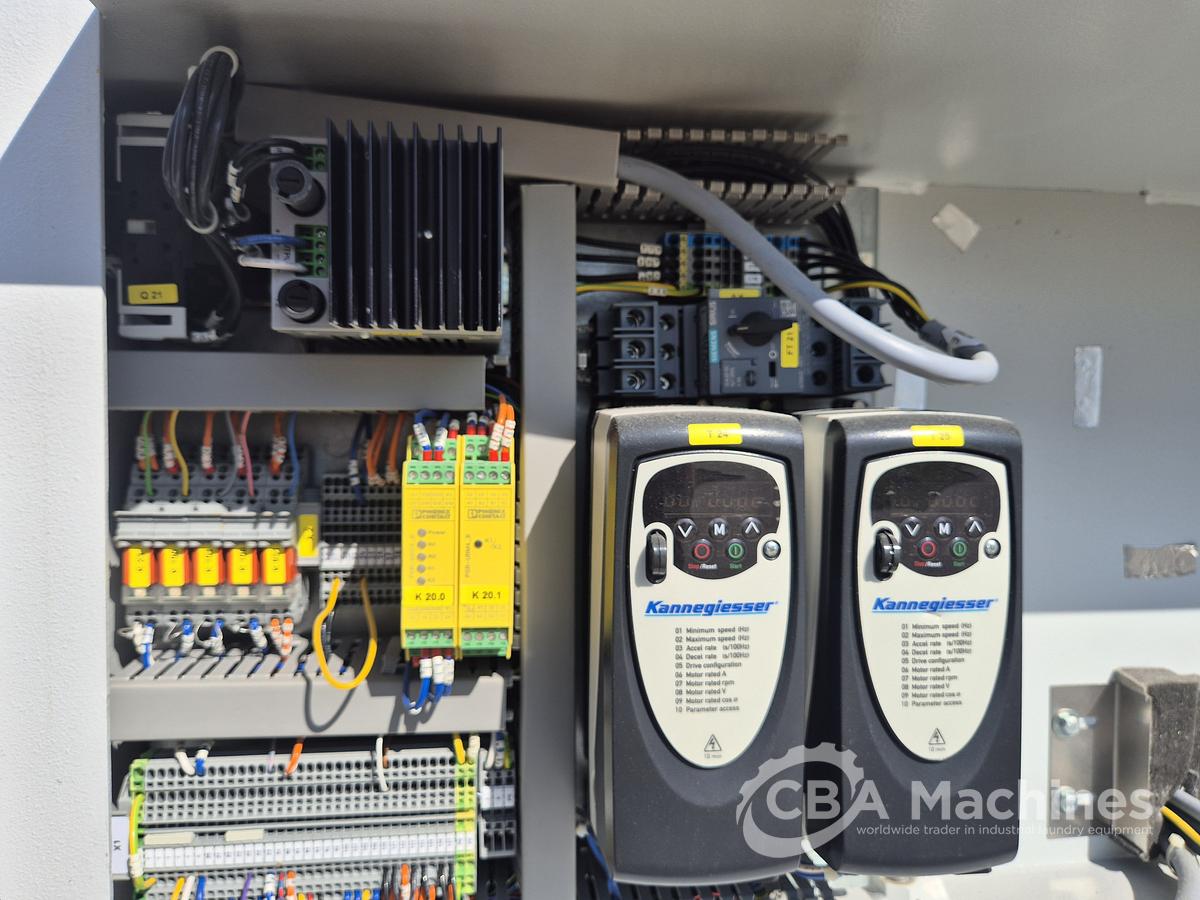 Used 2015 Kannegiesser Towel Folder XFM Vario 20-D-RH (856)