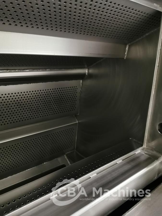 Used 2004 Washer Extractor Lavatec LX355 - 240kg ( 481 )