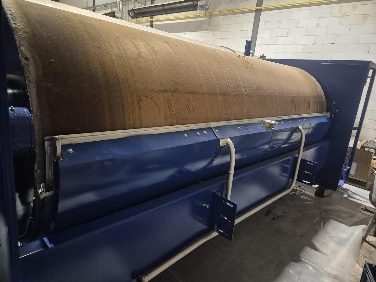 Used 1989 Rebuilt Ironer Lapauw 2 roll 1200 x 3300mm (429)