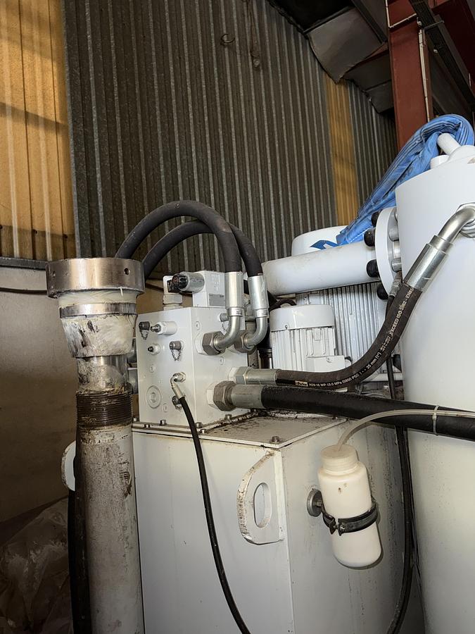 Used 2008 Extraction Press Kannegiesser 10-50-40