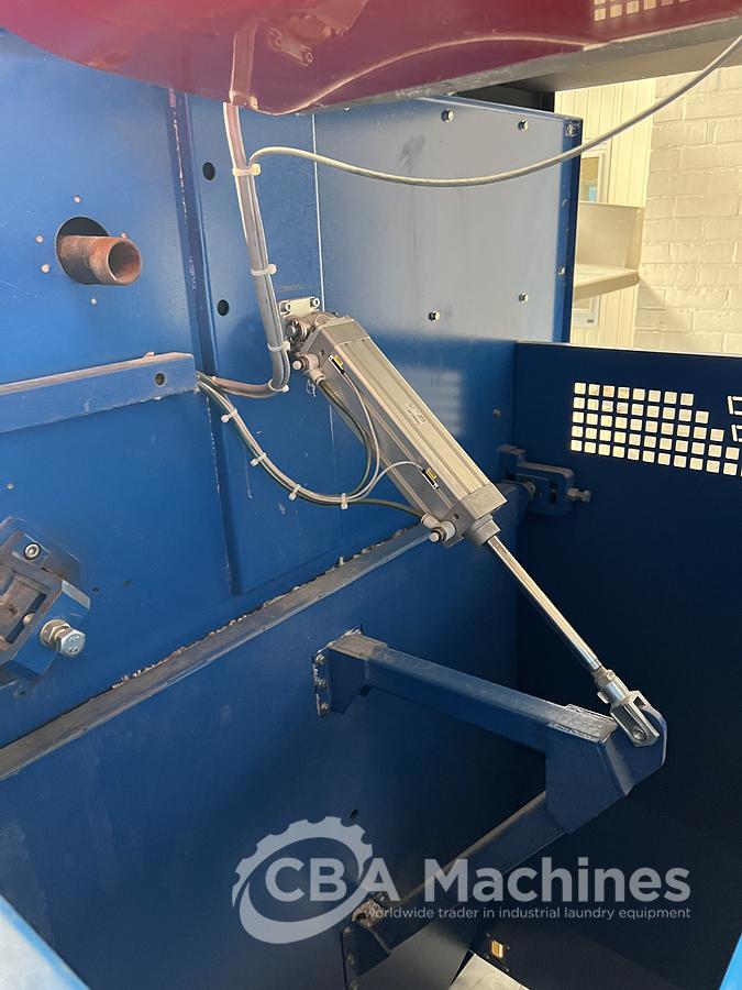 Used 2010 Dryer Black & White Trockner DT 60 G (762)