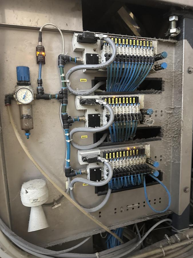 Used 2017 Lavatec LP572 Press 50kg