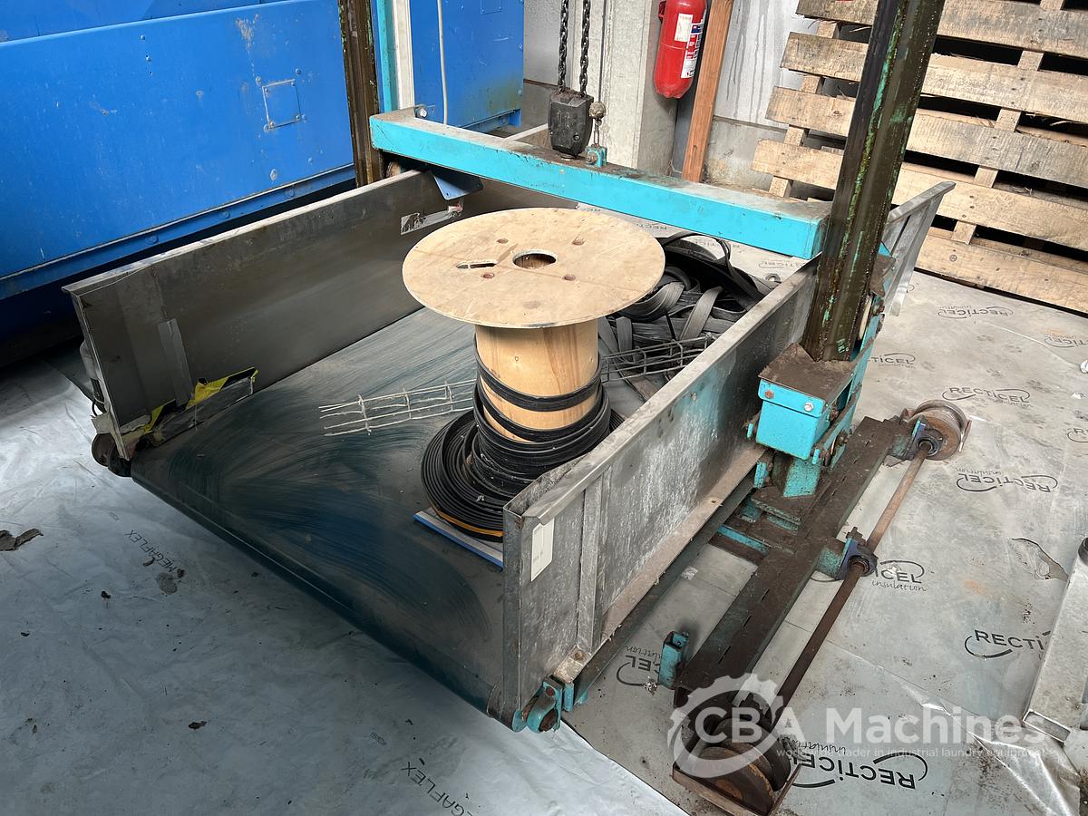 Used Shuttle Lavatec ( 390 )