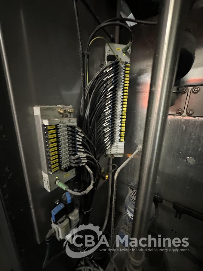 Used 2020 Kannegiesser Complete CBW Tunnel System PT 13x60 + Press PP10-60-40 + Shuttle + 3x DII-60 GAS + Step Conveyor + Lint Filter + Conveyors