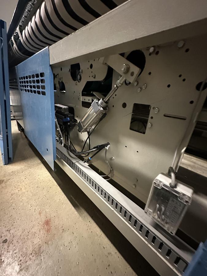 Used 2011 / 2005 Kannegiesser Ironing Line GAS 1x2000x3500mm: EMD - HPMG- RFM