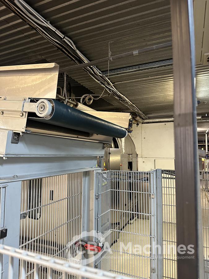 Used 2009 Girbau CBW System 12x50 with press + 100kg dryer