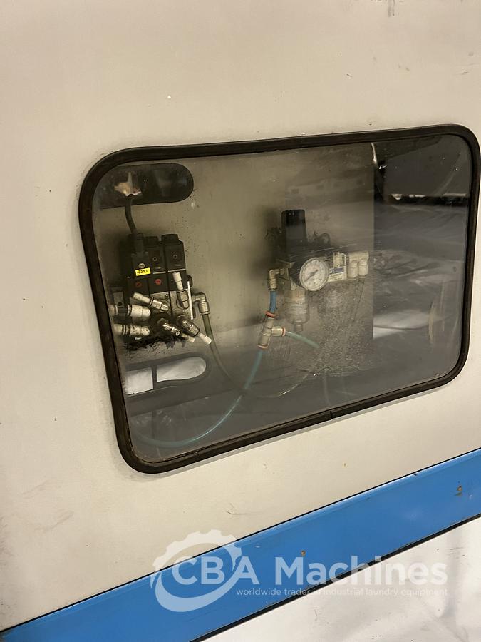 Usato TRANSFERON 13x50kg SISTEMA COMPLETO TUNNEL ANNO 2010 con Pressa + Navetta + 2 Essiccatoi a gas + 1 Essiccatore per pezzi+ Nastro di carico