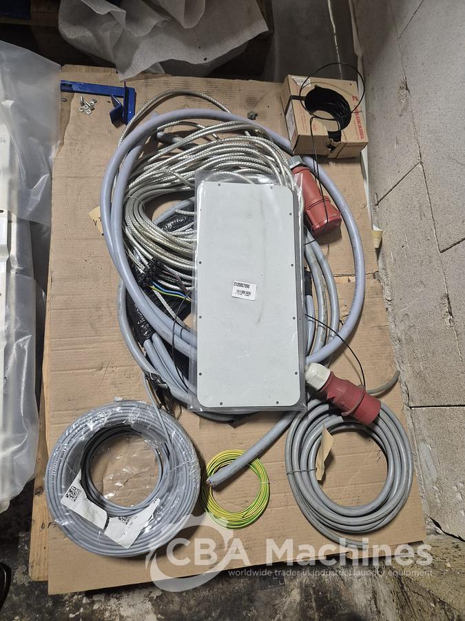 Used 1989 Rebuilt Ironer Lapauw 2 roll 1200 x 3300mm (429)