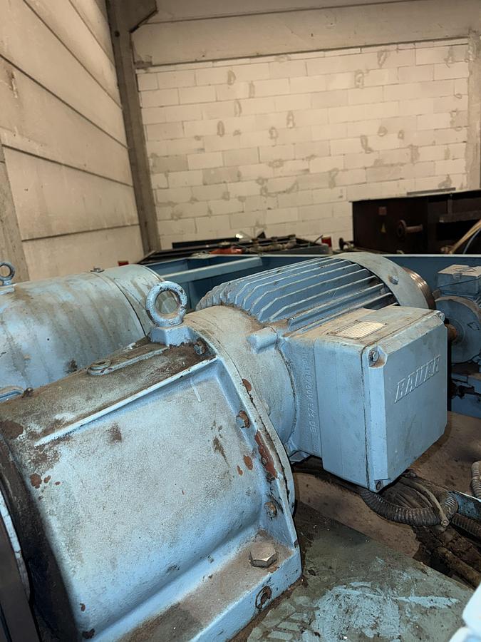 Used 2009 Washer Extractor Unica 200kg - 3 chambers