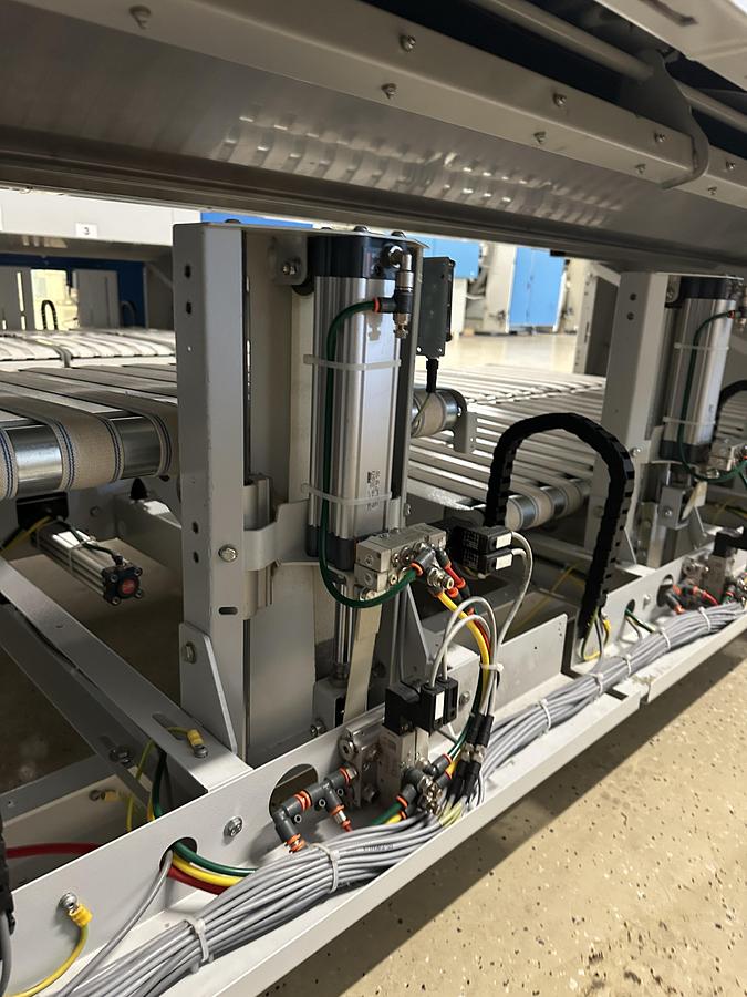 Used 2016 Towel Folder Jensen Jenfold Tematic Pro RH Twin