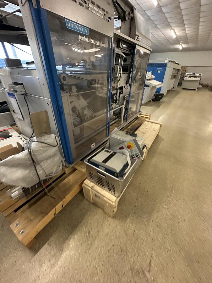 Used 2016 Garment Folder Jensen Butterfly Fox