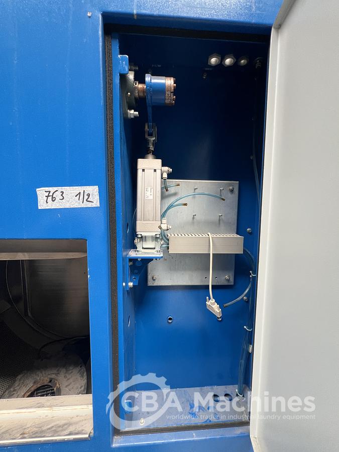 Used 2010 Dryer Black & White Trockner DT 60 G FOR PARTS (763)