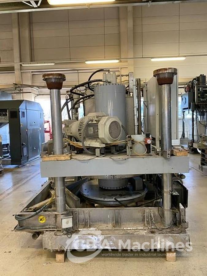 Used 2009 Girbau SPR-50kg (40 bar)