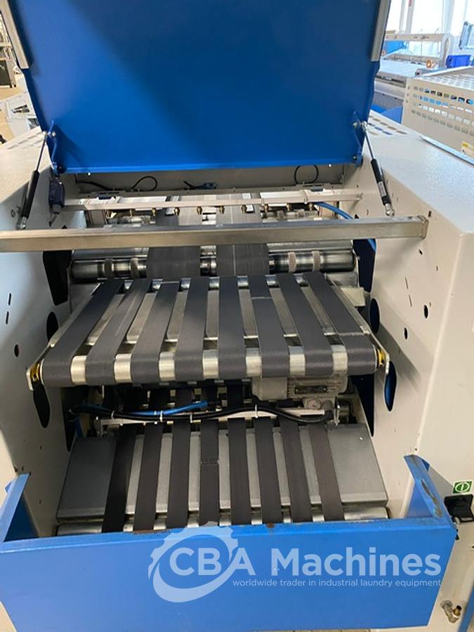 Used 2012 Towel Folder Jensen Tematic Butterfly (887)