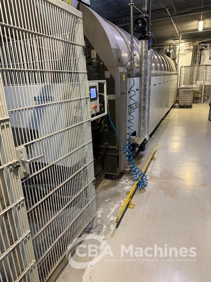 Used 2009 Girbau CBW System 12x50 with press + 100kg dryer