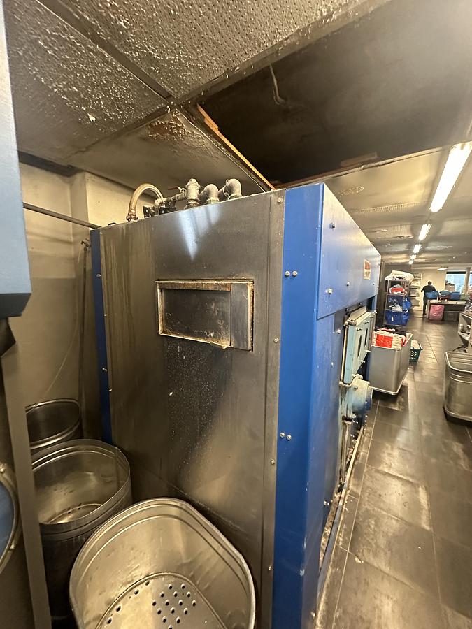 Used 2008 Washer Extractor Unica 150/3