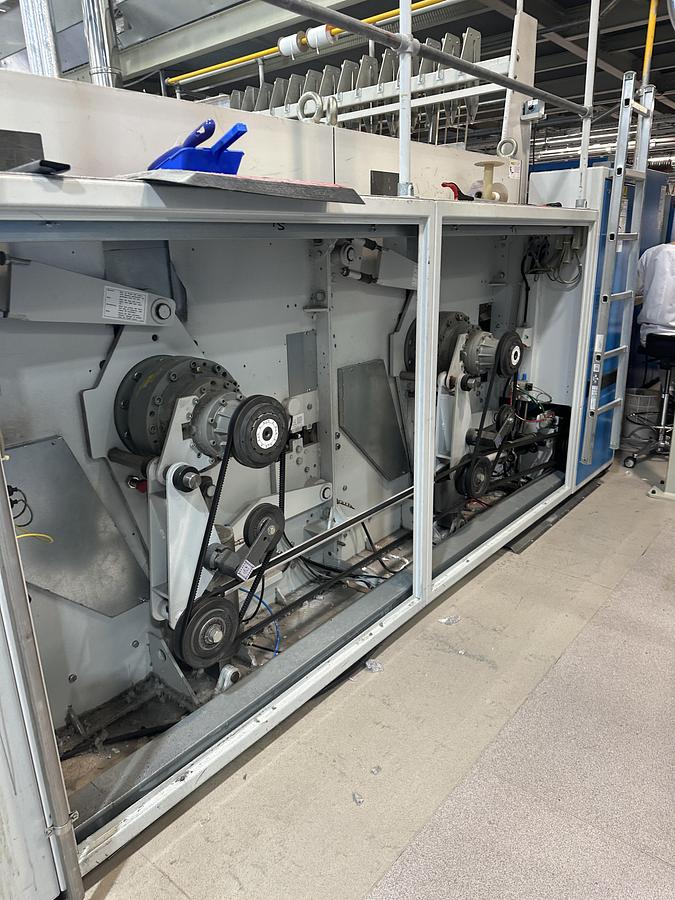 Used 2004 Jensen Ironing Line 4 lanes 2x1200x3300mm STEAM