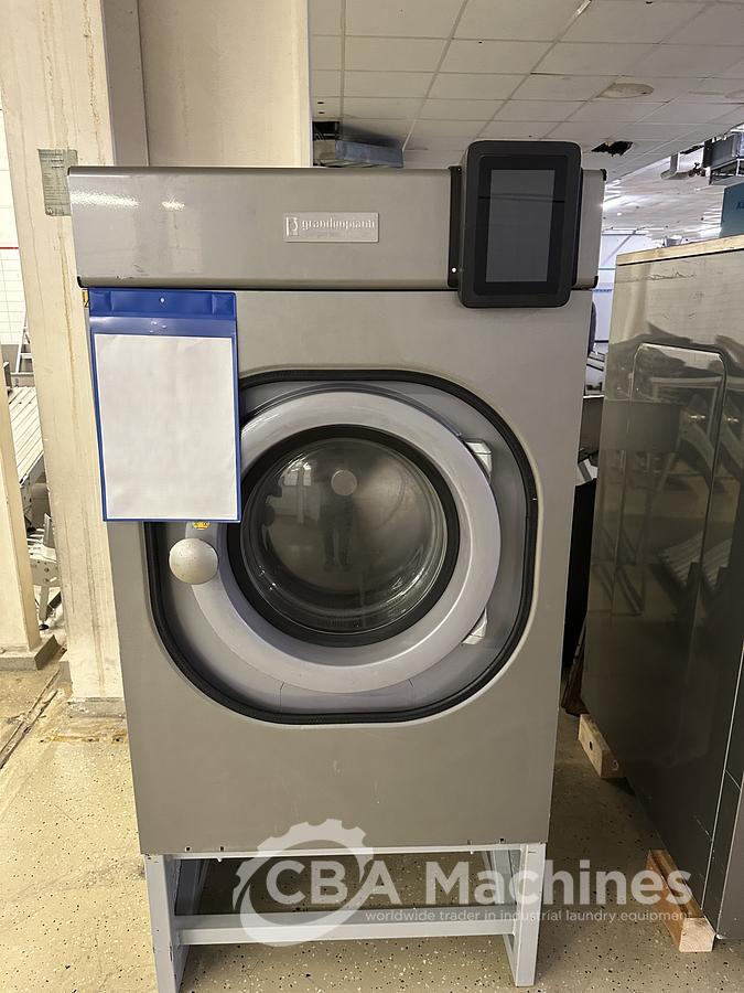 Used 2018 Washer Extractor Grandimpianti 13,5kg GWH135E