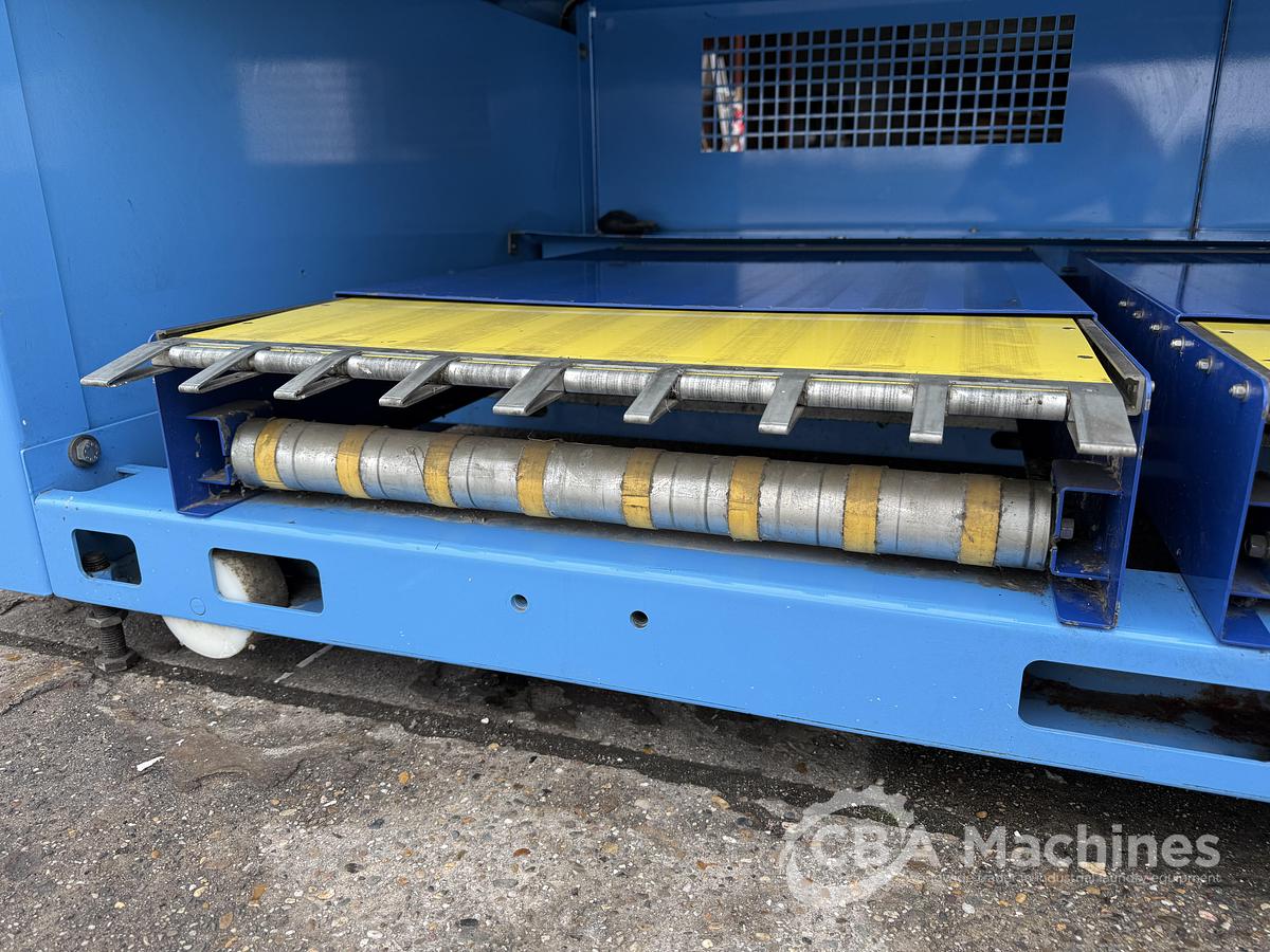 Used 2012 Towel Folder Pizzardi Axia