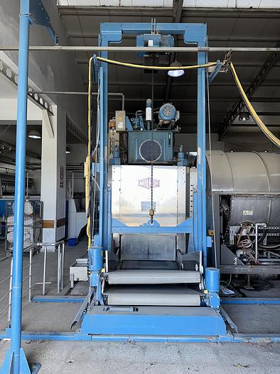 Used Complete Milnor 8 x 50kg CBW tunnel system year 2010 / 2018