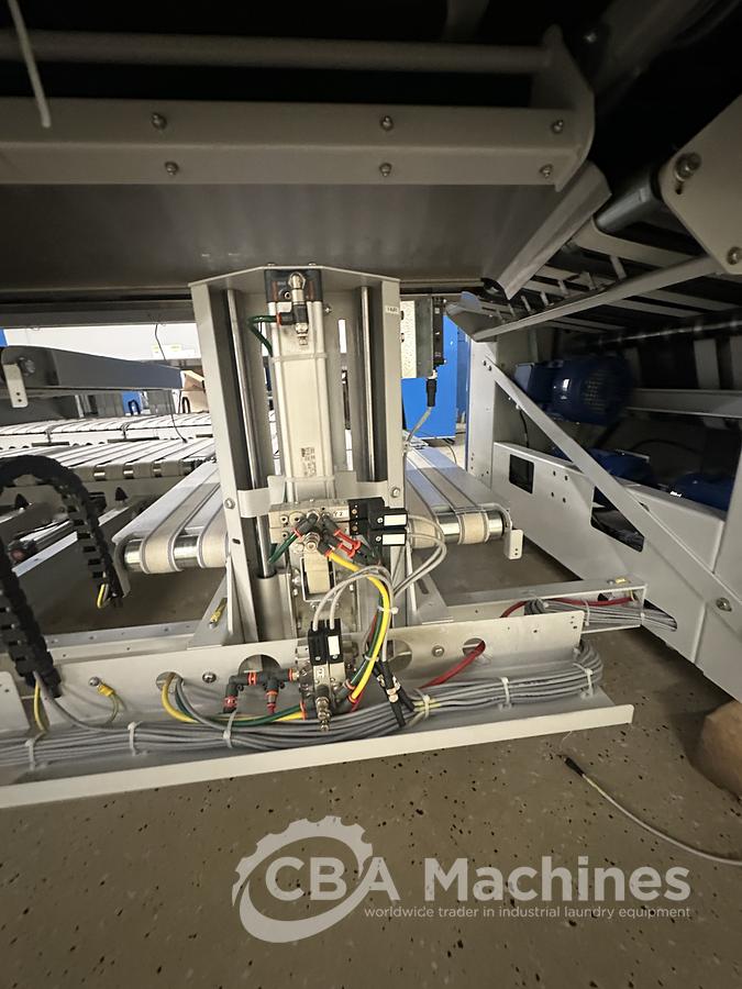 Used 2016 Towel Folder Jensen Jenfold Tematic Pro LH Twin