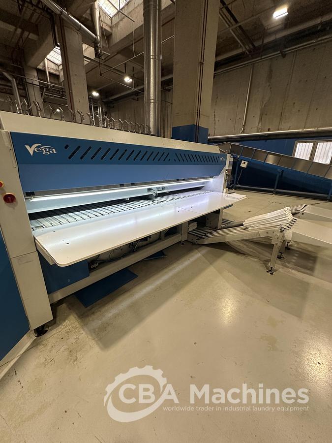 Used 2012 Vega Vega Fold