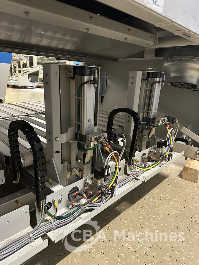 Used 2016 Towel Folder Jensen Jenfold Tematic Pro RH Twin